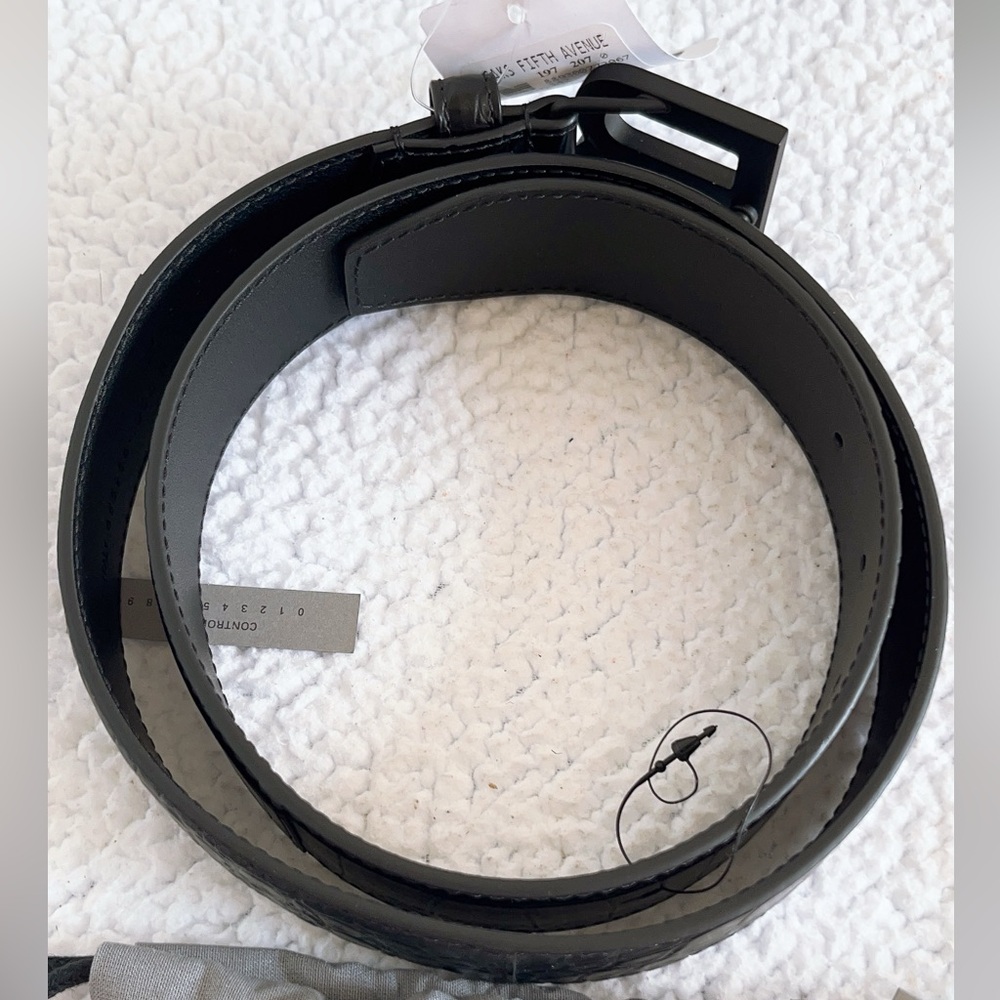 Balenciaga Men's BB Logo crocodile embossed Leather Belt - Picture 11 of 16